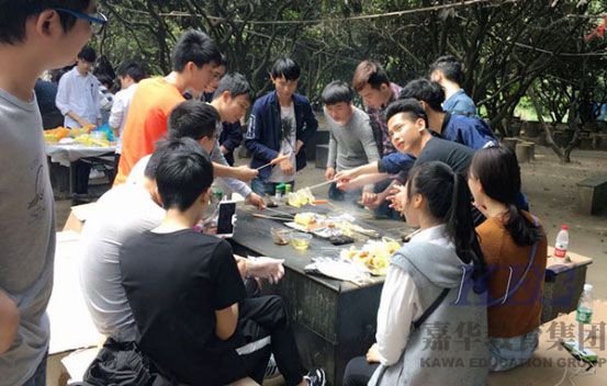 北大青鳥深圳嘉華學校T154班游鳳凰山